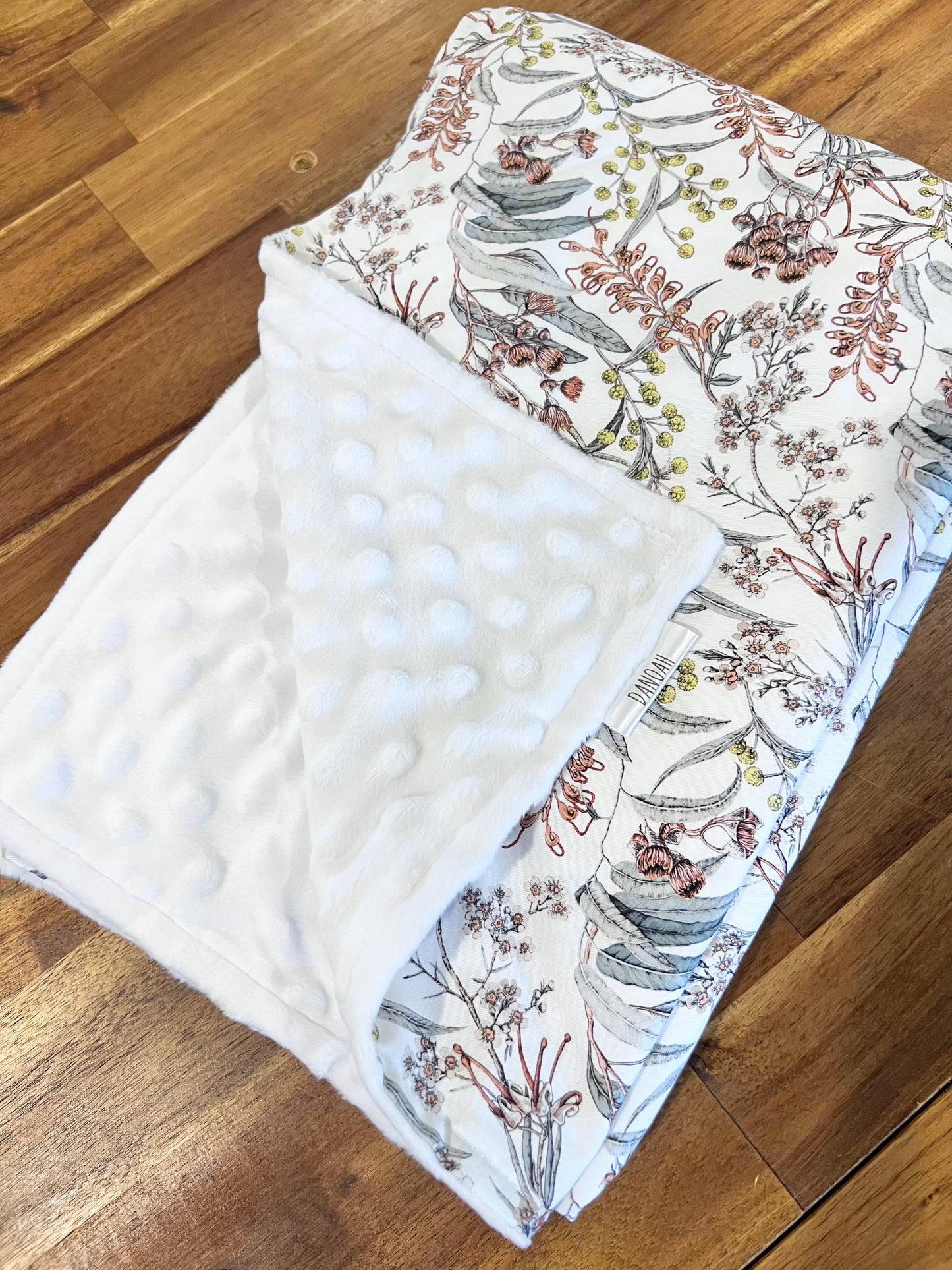 *40% OFF* Australian Native Minky Dot Blanket (White)