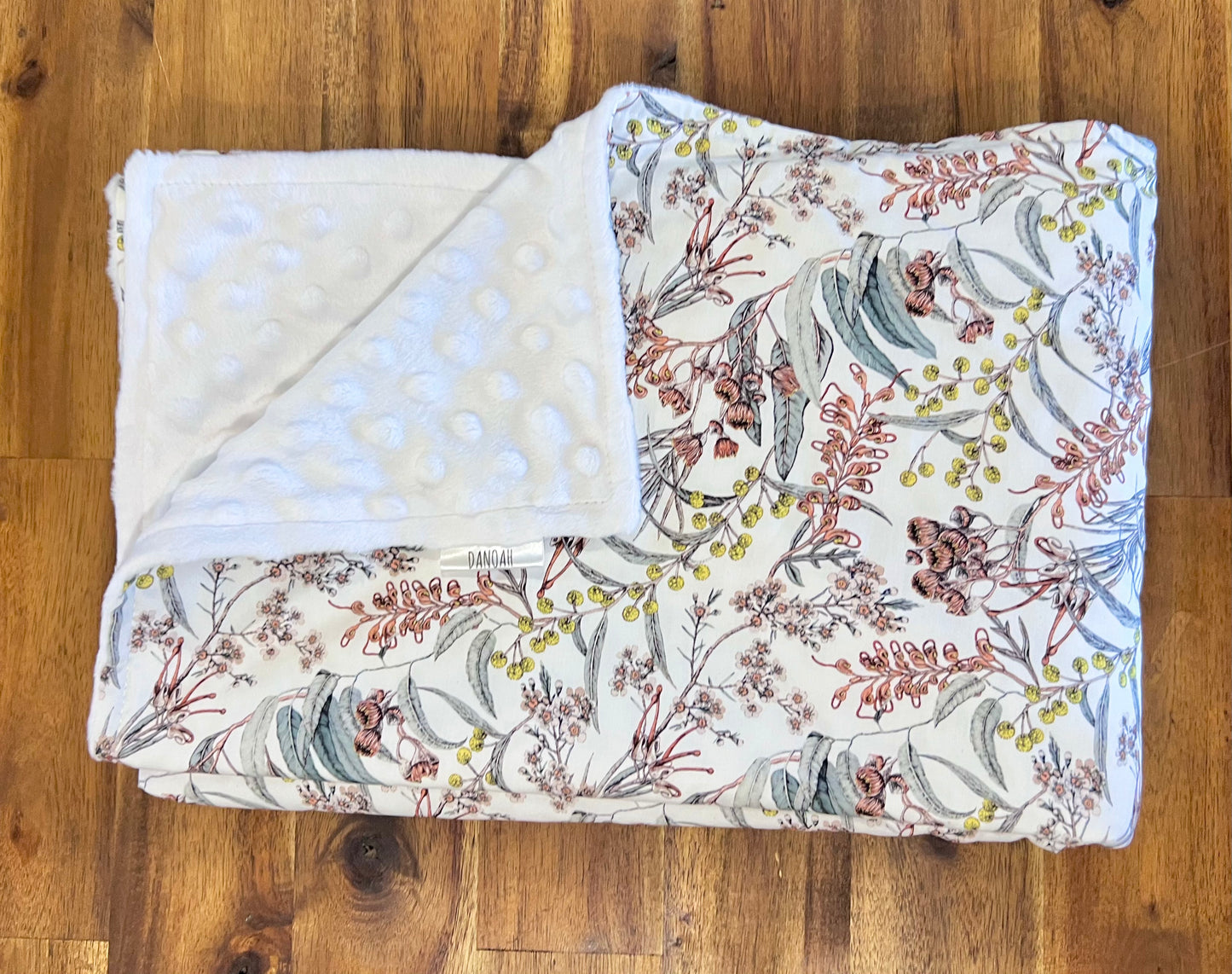 *40% OFF* Australian Native Minky Dot Blanket (White)
