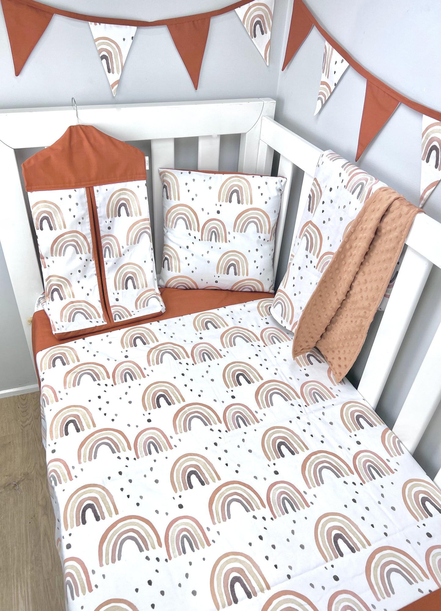 Rusty Rainbow Cot Quilt
