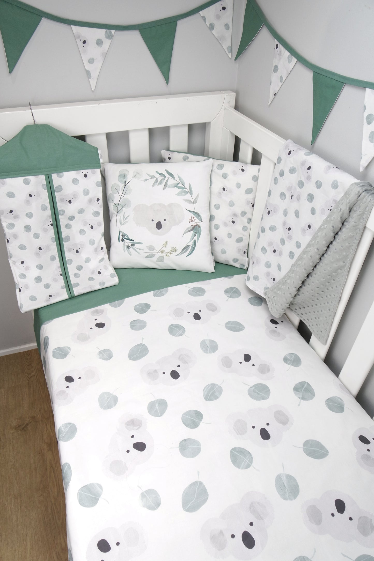 Australian Koala Cot Quilt (Sage Green)