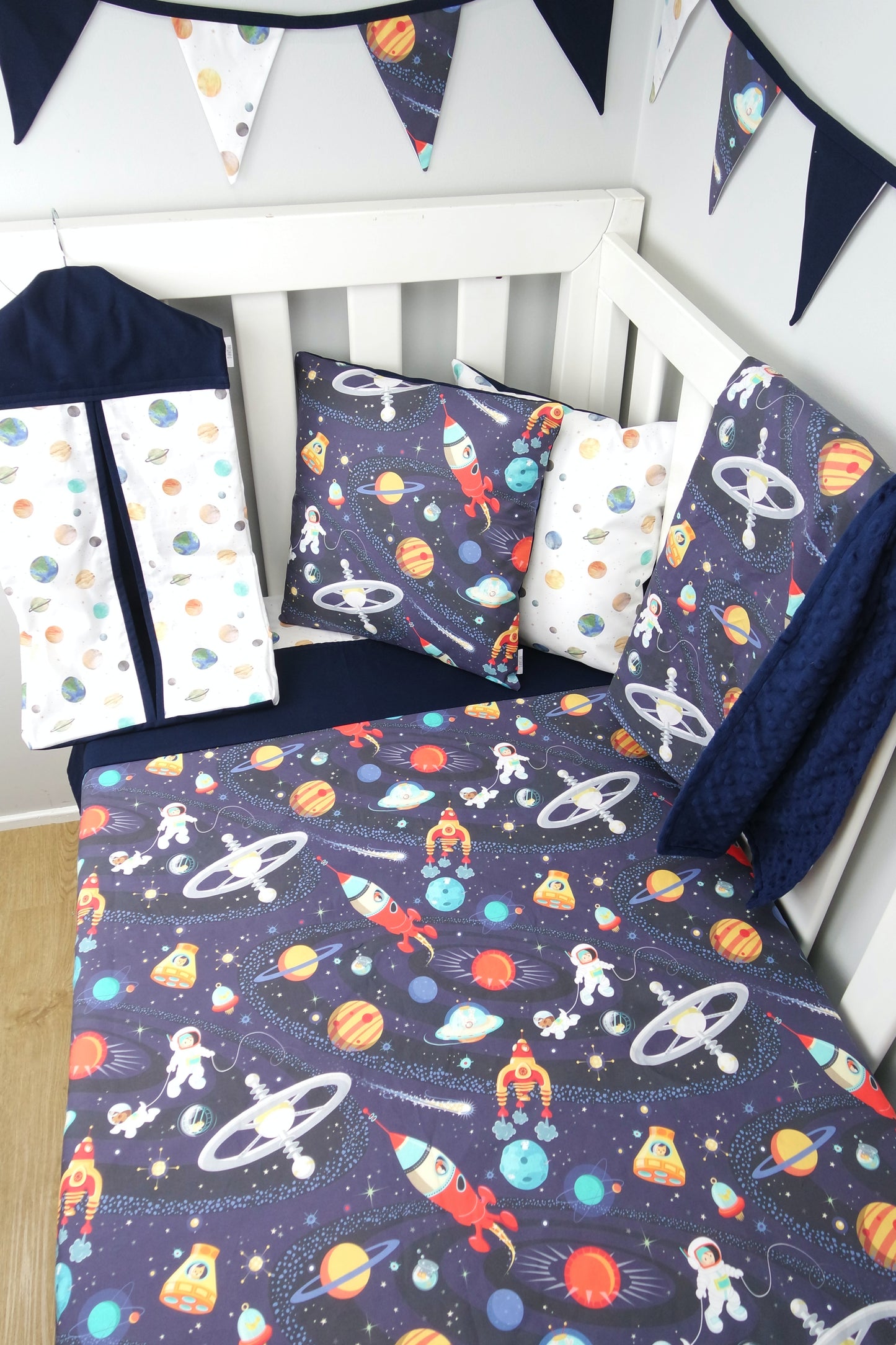 **70% OFF** Planet Space Bunting Flags