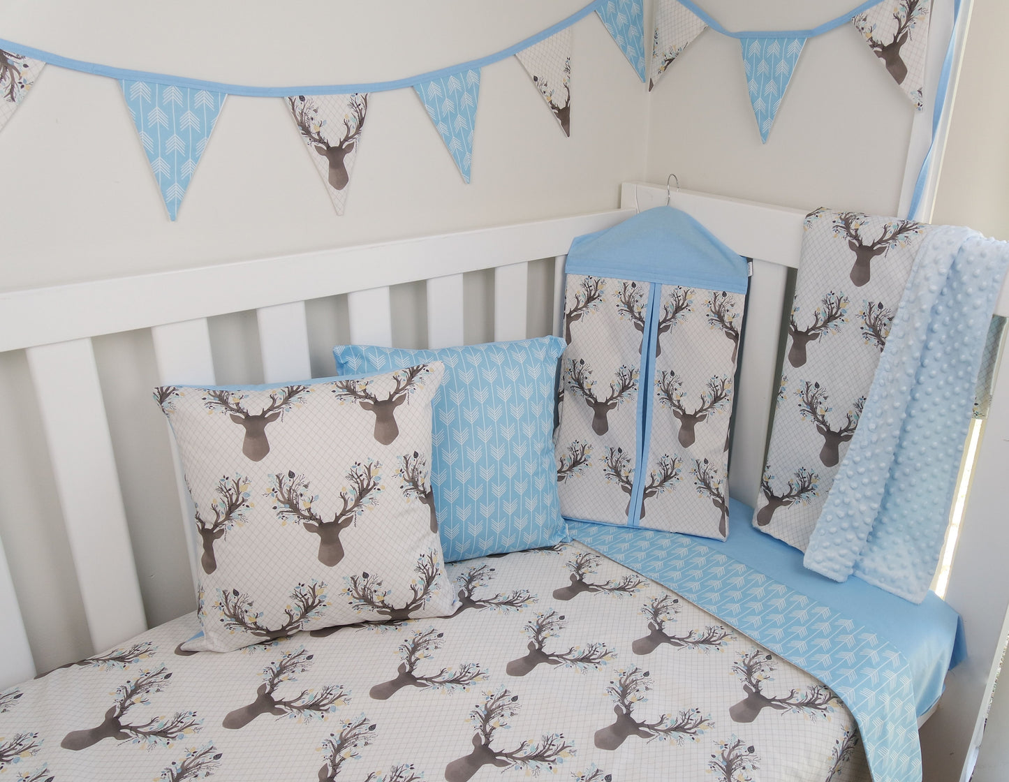 **PRE ORDER** Deer Head & Blue Arrow Reversible Cot Quilt