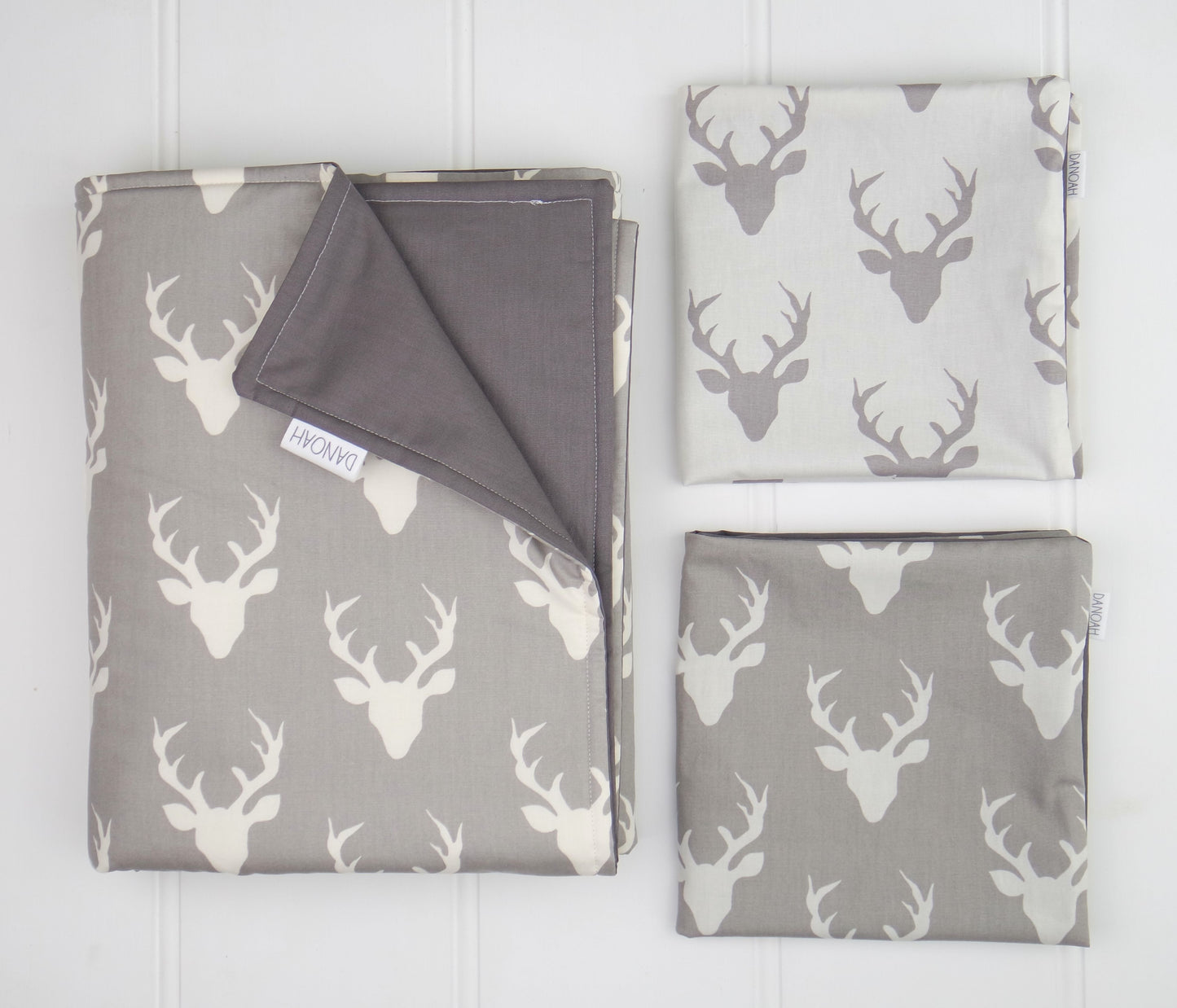Grey Deer Head Reversible Cot Quilt