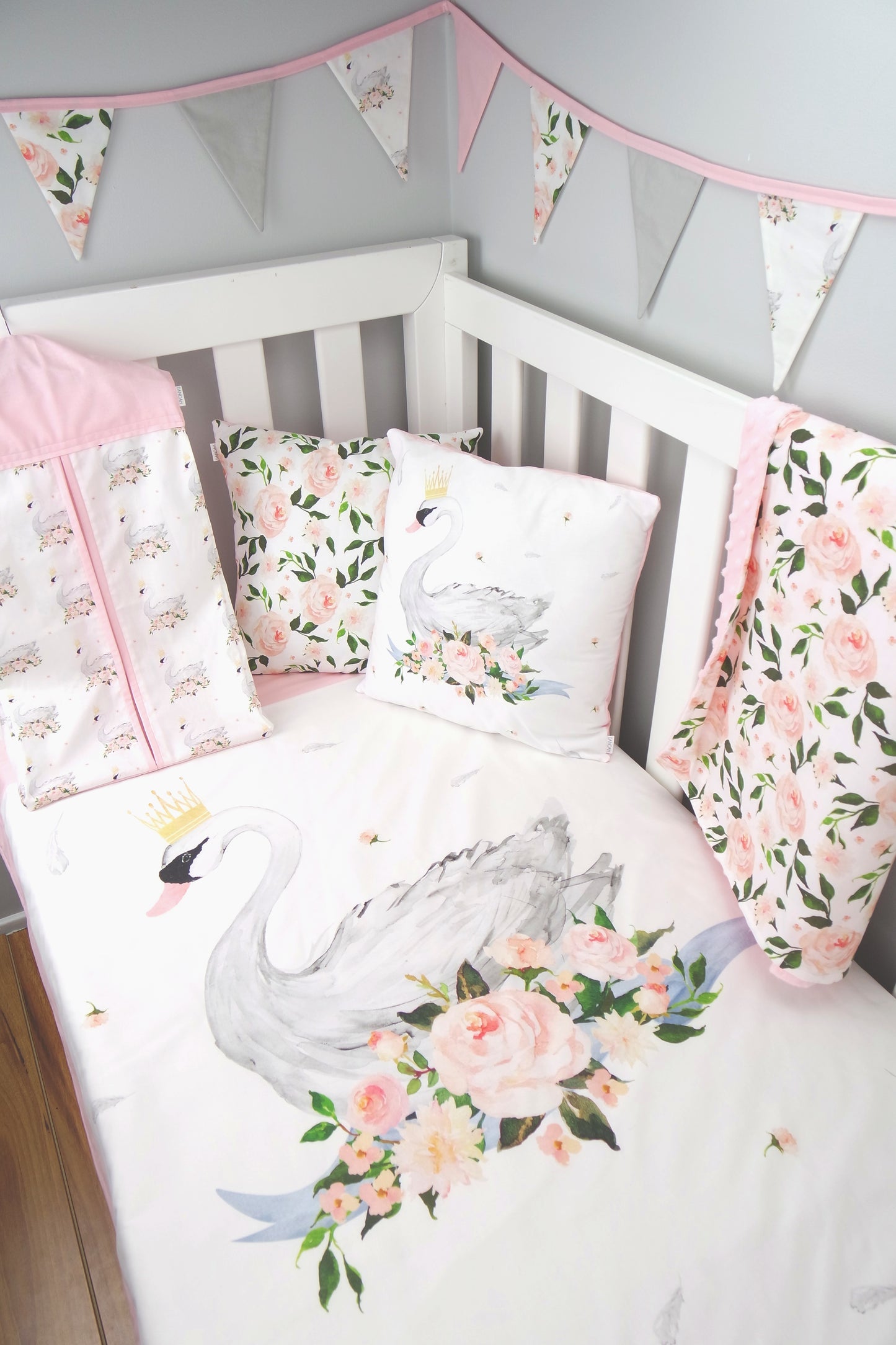 Full Collection in Elegant Swan