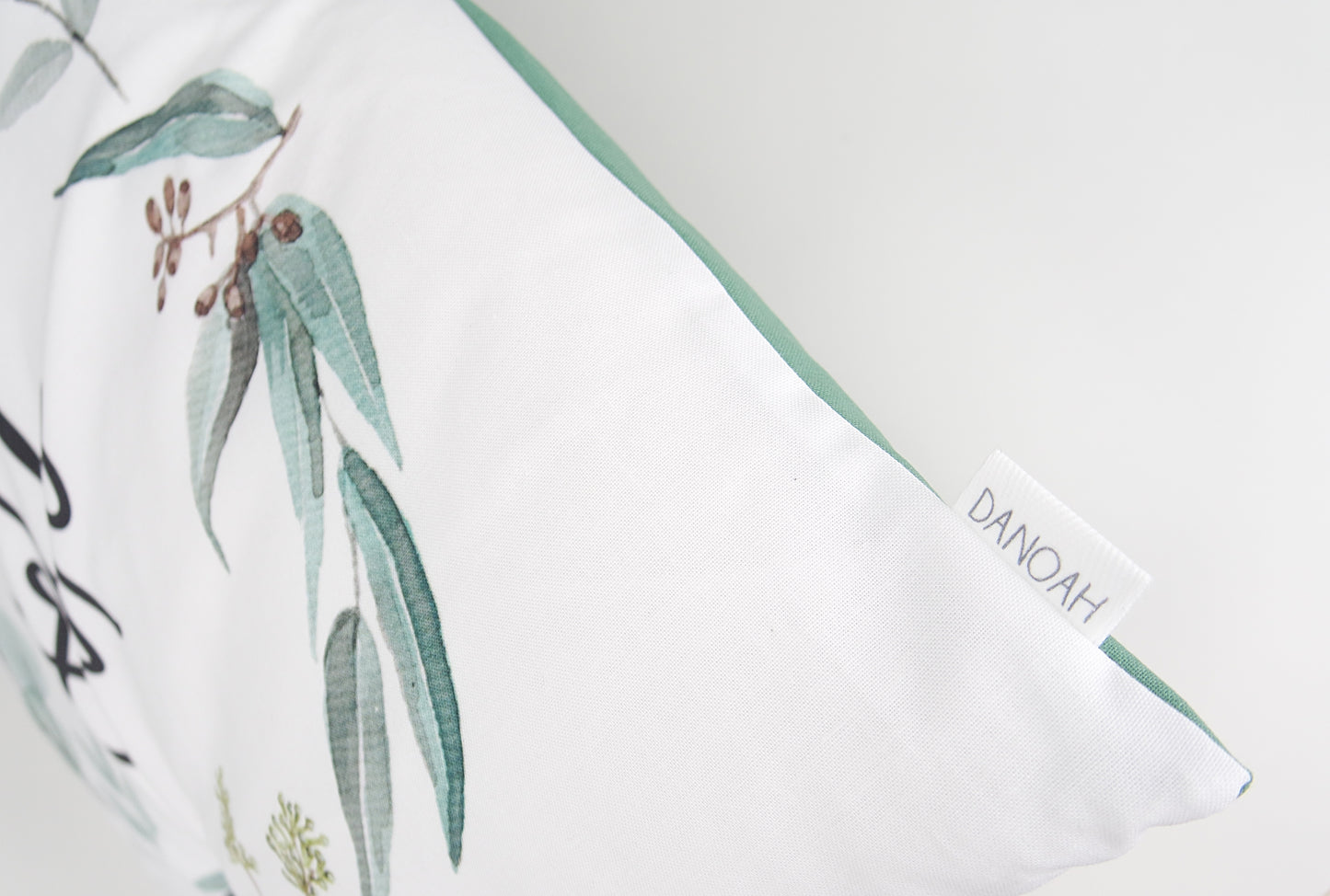 Hello Wreath Cushion Cover