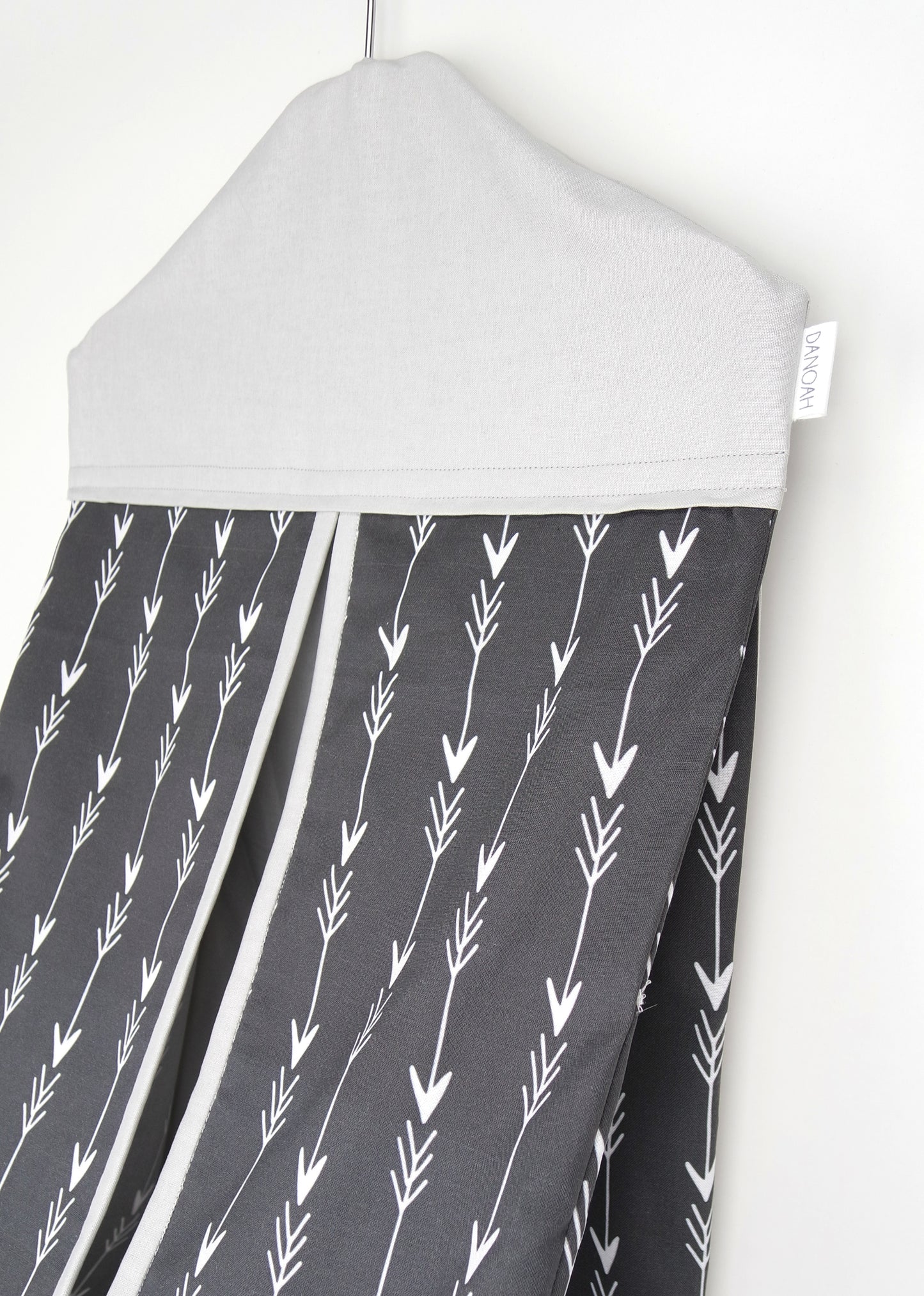 Nappy Stacker - Grey & White Arrow
