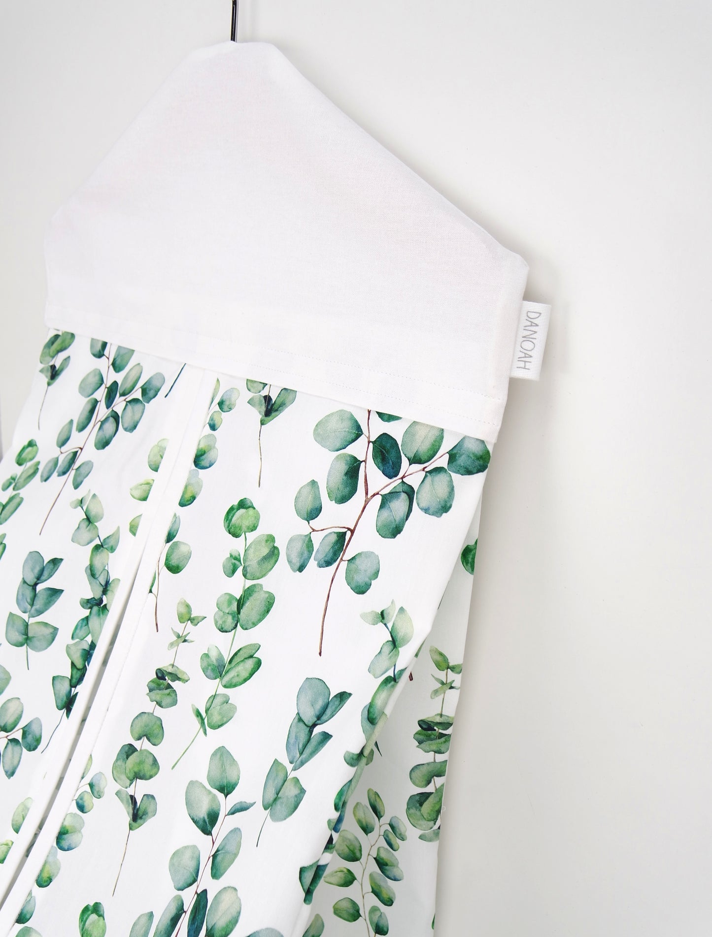 Australian Silver Gum Leaf Nappy Stacker