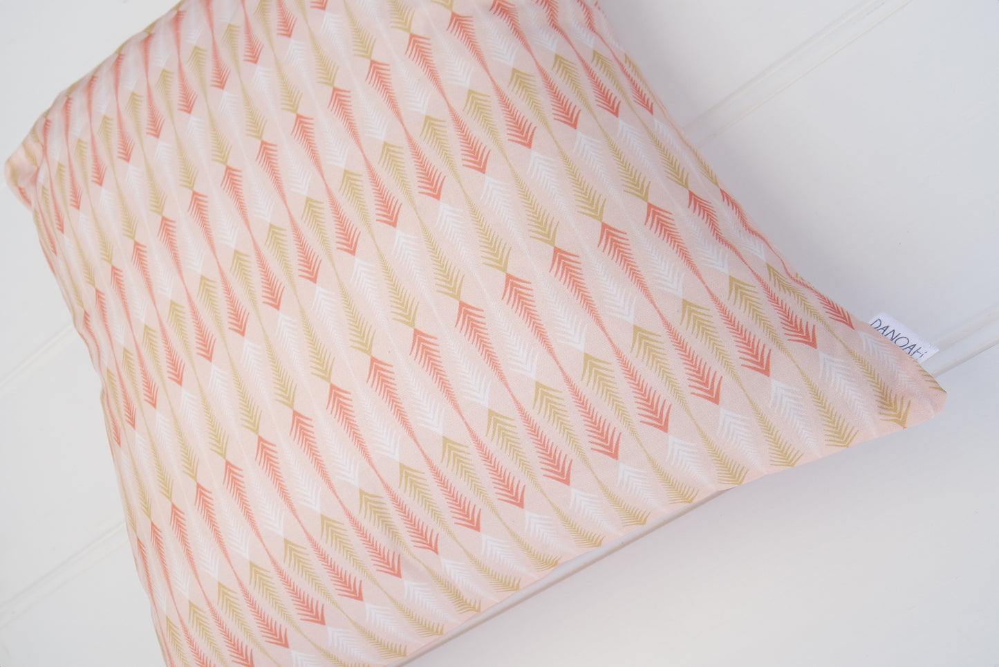 SALE - Pink & Gold Arrows Cushion Cover