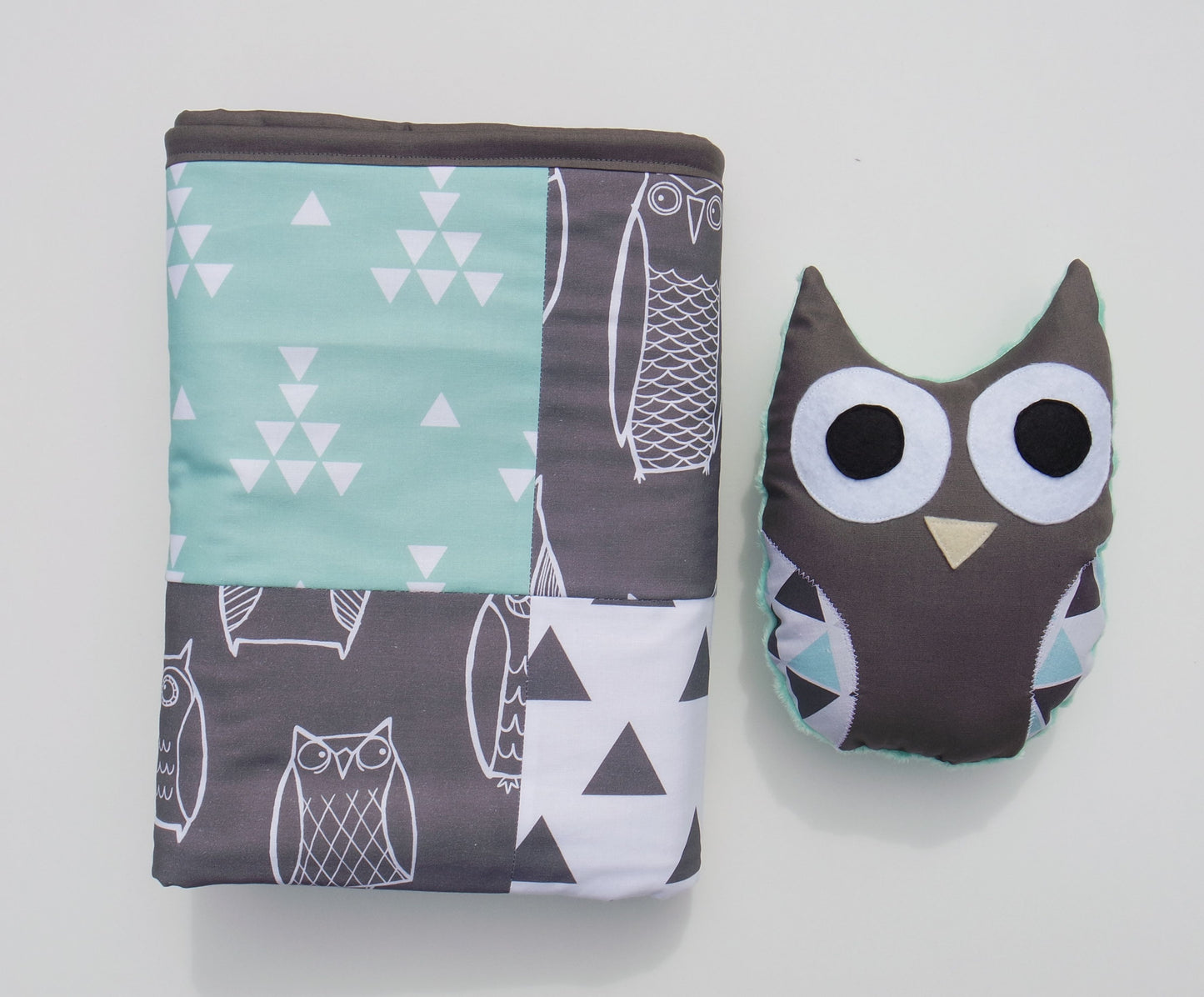 Aqua & Grey Owls Patchwork Quilt